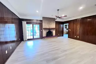 1804 University Dr, Richardson, TX 75081 - Photo 2