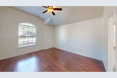 3251 Torio, Grand Prairie, TX 75054 - Photo 10