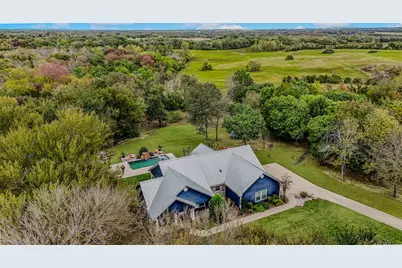 363 Private Road 451, Whitewright, TX 75491 - Photo 10