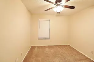 910 Elliott Dr, Cedar Hill, TX 75104 - Photo 8