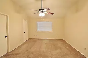 910 Elliott Dr, Cedar Hill, TX 75104 - Photo 6