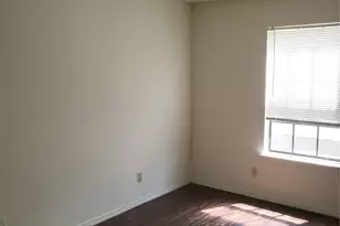 1741 Crest Grove Dr, Arlington, TX 76012 - Photo 12