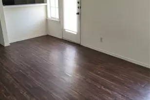 1741 Crest Grove Dr, Arlington, TX 76012 - Photo 2