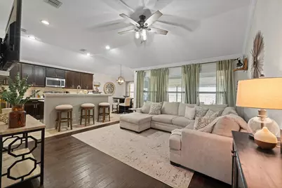 425 Peach Lane, Burleson, TX 76028 - Photo 6