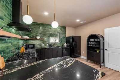 809 W Lamar Street, McKinney, TX 75069 - Photo 10