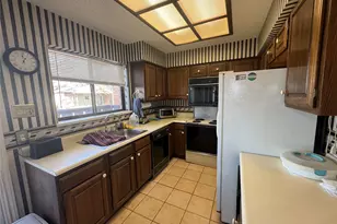 401 Pebble Way, Arlington, TX 76006 - Photo 12