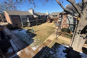 401 Pebble Way, Arlington, TX 76006 - Photo 16