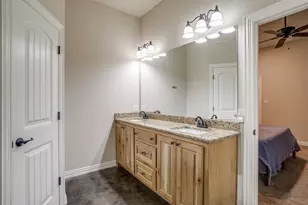 505 N Ave E, Springtown, TX 76082 - Photo 18