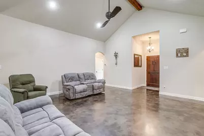 505 N Avenue E, Springtown, TX 76082 - Photo 10