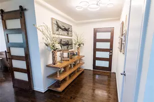 10872 Caprock Cir, Dallas, TX 75218 - Photo 2