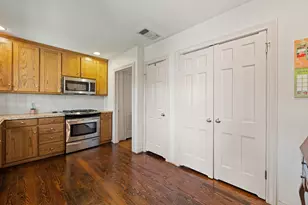 2737 Ryan Pl Dr, Fort Worth, TX 76110 - Photo 10