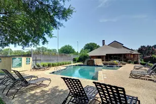 2101 Friendly Dr, Arlington, TX 76011 - Photo 20