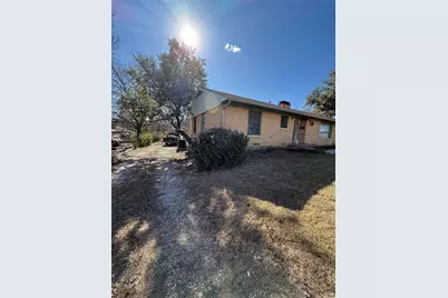 605 Hinton Street, Grand Prairie, TX 75050 - Photo 14