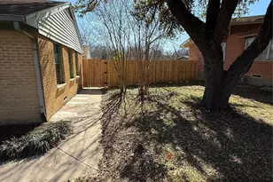 605 Hinton St, Grand Prairie, TX 75050 - Photo 16