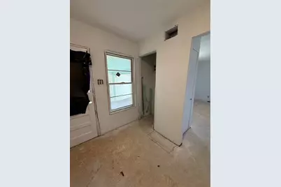 605 Hinton Street, Grand Prairie, TX 75050 - Photo 6