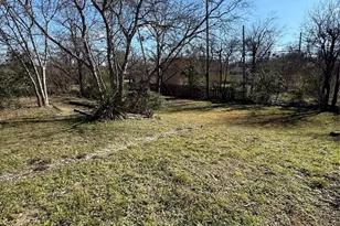 605 Hinton St, Grand Prairie, TX 75050 - Photo 20