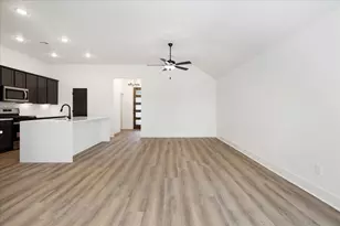 4300 Hummingbird Dr, Sherman, TX 75092 - Photo 6