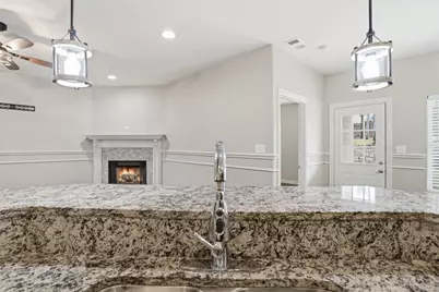 6403 Westover Drive, Granbury, TX 76049 - Photo 12