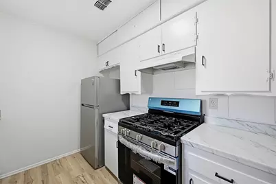 105 N Wood Avenue, Denison, TX 75020 - Photo 10