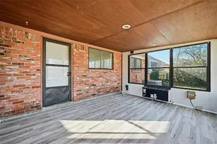 105 N Wood Ave, Denison, TX 75020 - Photo 22