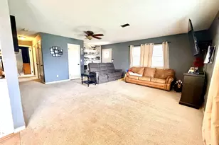 1412 Sunset Dr, Goldthwaite, TX 76844 - Photo 10