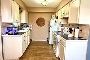 1412 Sunset Dr, Goldthwaite, TX 76844 - Photo 14