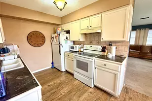 1412 Sunset Dr, Goldthwaite, TX 76844 - Photo 12