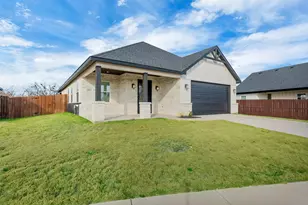 517 Highview Ct, Godley, TX 76044 - Photo 2