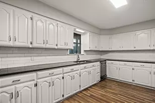 231 Quitman St, Pittsburg, TX 75686 - Photo 12