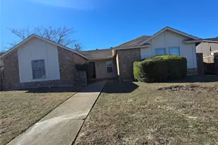 1451 Brook Meadow Cir, Lancaster, TX 75134 - Photo 1