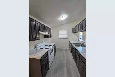 1451 Brook Meadow Circle, Lancaster, TX 75134 - Photo 4