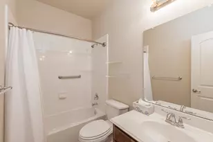 6811 Gamecock Ct, Greenville, TX 75402 - Photo 10