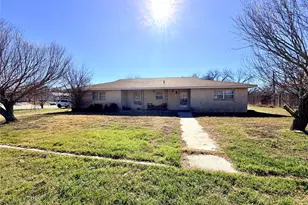 1303 Hanna Valley Rd, Goldthwaite, TX 76844 - Photo 4