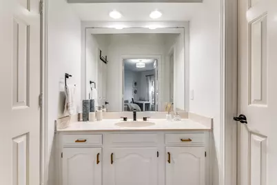 9122 Cochran Heights Drive, Dallas, TX 75220 - Photo 22