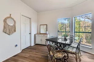 9122 Cochran Heights Dr, Dallas, TX 75220 - Photo 12