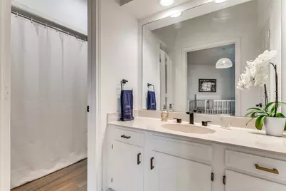 9122 Cochran Heights Drive, Dallas, TX 75220 - Photo 20