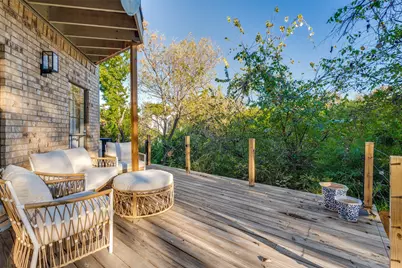 9122 Cochran Heights Drive, Dallas, TX 75220 - Photo 6