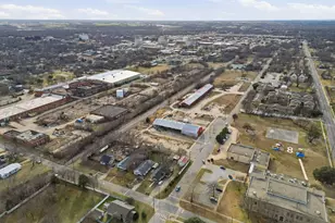 514 N Lee Ave, Sherman, TX 75090 - Photo 2