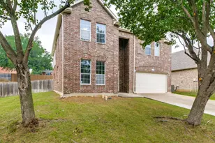 1105 Windhaven Cir, Lewisville, TX 75067 - Photo 2