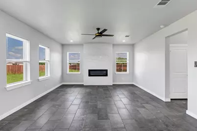 576 Highview Court, Godley, TX 76044 - Photo 8