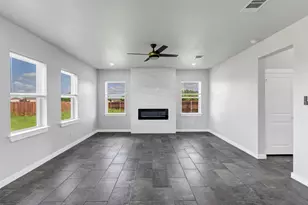 576 Highview Ct, Godley, TX 76044 - Photo 8