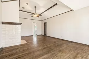 420 Longfellow Dr, Highland Village, TX 75077 - Photo 8