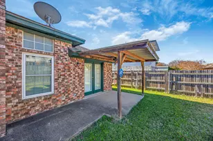 721 Windridge Ln, Burleson, TX 76028 - Photo 30