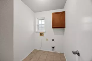 721 Windridge Ln, Burleson, TX 76028 - Photo 22