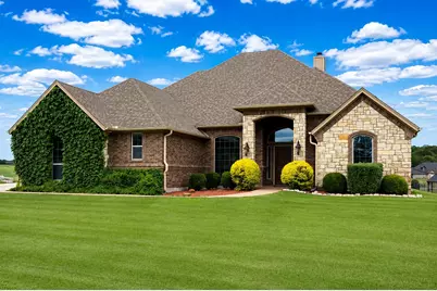 162 Ellis Spring Drive, Weatherford, TX 76085 - Photo 1