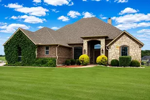 162 Ellis Spring Dr, Weatherford, TX 76085 - Photo 1