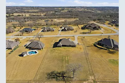 162 Ellis Spring Drive, Weatherford, TX 76085 - Photo 38