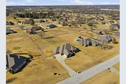 162 Ellis Spring Drive, Weatherford, TX 76085 - Photo 36