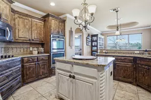 162 Ellis Spring Dr, Weatherford, TX 76085 - Photo 8