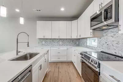 4401 Cabell Drive #103, Dallas, TX 75204 - Photo 10